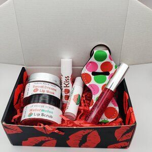 Kiss Kit — Your Lips’ Favorite Gift Set